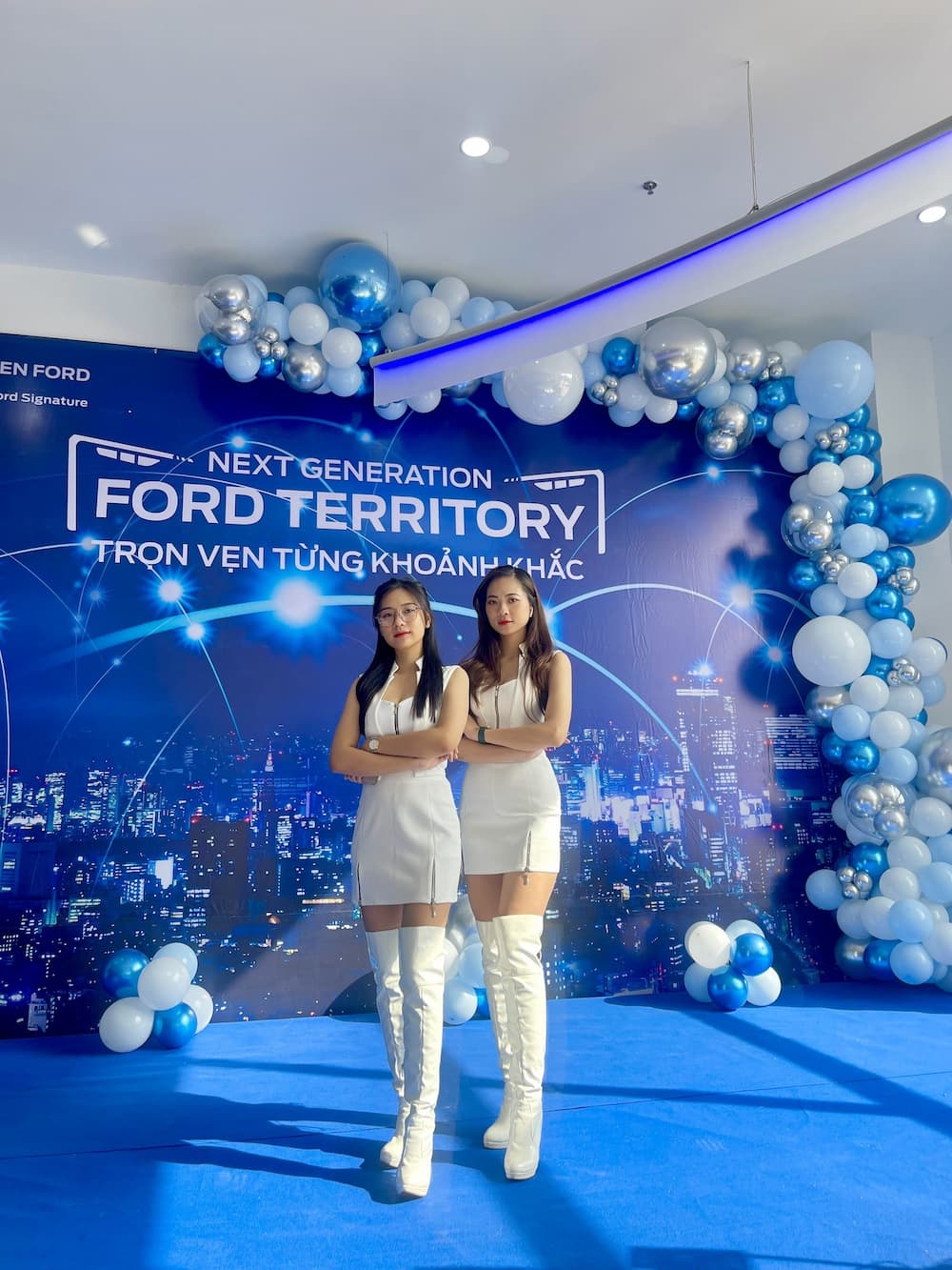 BÙNG NỔ RA MẮT TERRITORY TẠI SUỐI TIÊN FORD 11